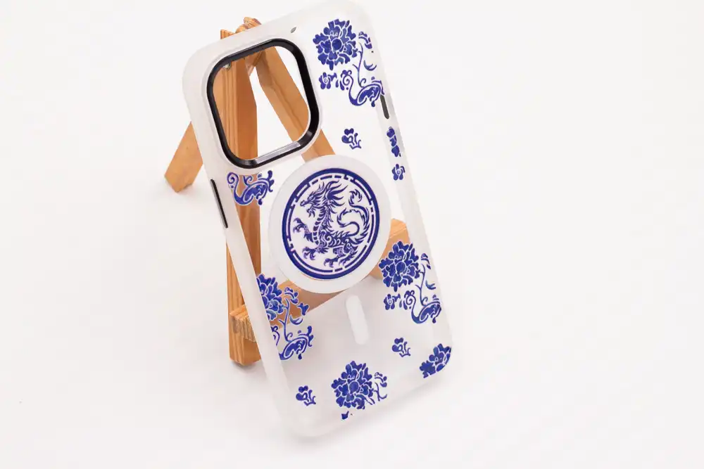 磁吸霧半透白合金殼